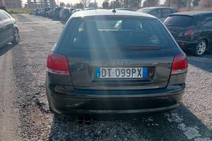 audi A3 s.line originale 2.o 16 valvole colore ant
