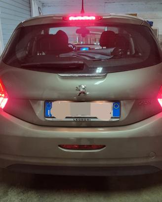 Peugeot 208 Allure -faro led posteriore Dx e SX
