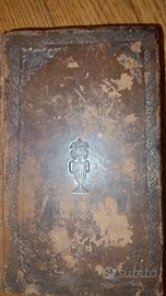 libri antichi uno di 300-400 anni fa altri 43-45