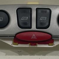 PULSANTE LUCI DI EMERGENZA FIAT Punto Berlina 5P 3