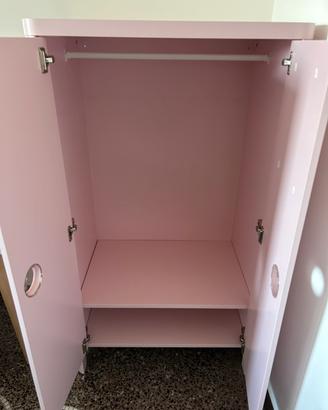 Armadio Ikea bimba rosa
