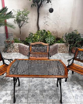 sedie e tavolo da giardino in ghisa