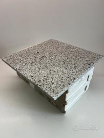 N. 12 mattonelle in granito da 30,5 x 30,5 cm