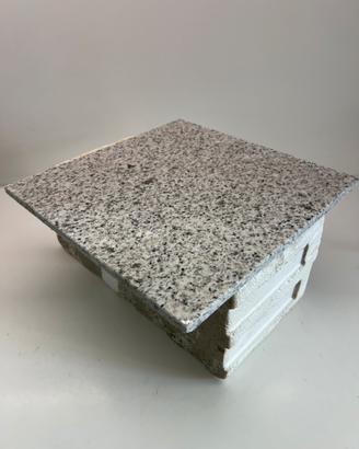 N. 12 mattonelle in granito da 30,5 x 30,5 cm