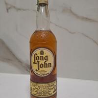 Bottiglie di Whisky e Brandy