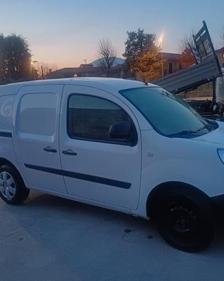 Renault KANGOO 2019