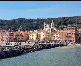 Attico con grande Terrazzo Vista Mare 50mt Spiaggi