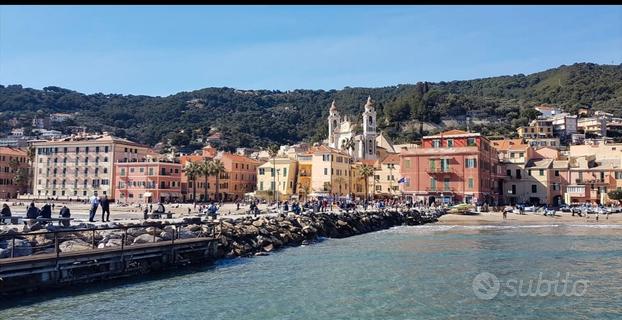 Attico con grande Terrazzo Vista Mare 50mt Spiaggi