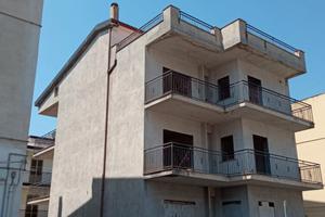 Fabbricato a vendere via G. Fortunato sn. Marconia