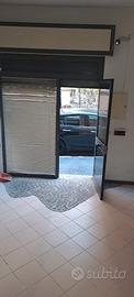 Immobile in buone condizione con ampia vetrina