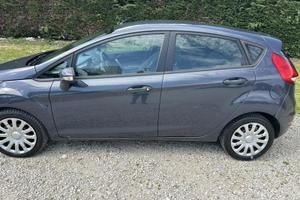 Ford Fiesta 1.4 TDI 70cv 5 porte
