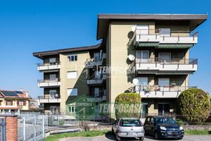 Trilocale ultimo piano libero subito