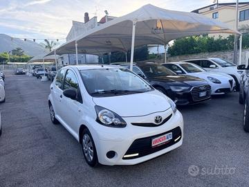 Toyota Aygo 1.0 5 Porte Navigatore 52.000KM!