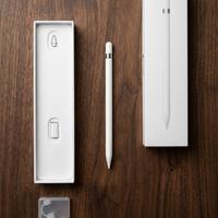 Apple Pencil (1ª Gen) Accessori in Omaggio