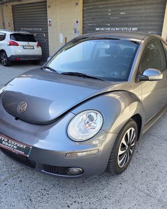 Volkswagen New Beetle 1.6 benzina 102CV 2007