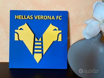 Logo tridimensionale HELLAS VERONA 2020 in legno