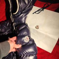 piumoncino con cappuccio bimbo Moncler tg 18 mesi