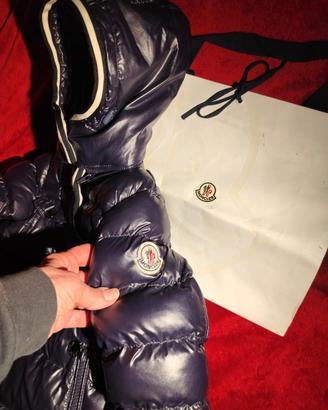 piumoncino con cappuccio bimbo Moncler tg 18 mesi