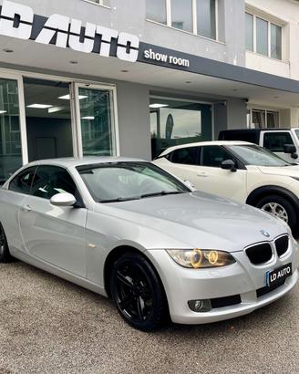 BMW 320 320d Cabrio Futura