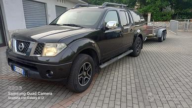 Nissan Navara 2.5 dCi 4x4 - cambio Automatico