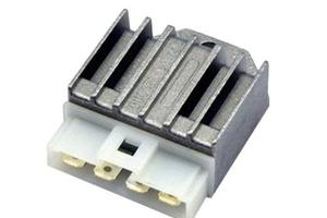 Regolatore di tensione a 4 pin scooter vari 50 con