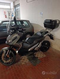 HONDA X-ADV 750 DCT