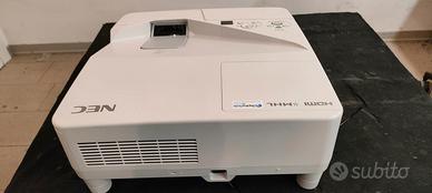 videoproiettore NEC NP-UM301 XG