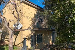 Narni:casa singola con terreno