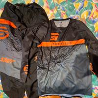 Completo motocross shot