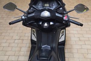 VENDITO SCOOTER TMAX YAMAHA