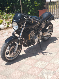 Honda Hornet cafè Racer