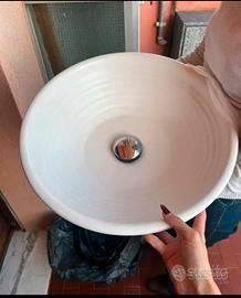 lavandino bagno in ceramica