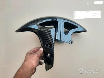 PARAFANGO IN CARBONiO YAMAHA R1 R1M 2015 a 2023