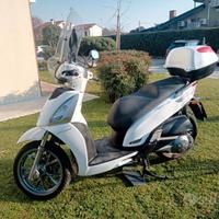 Kymco People 300i - 2017