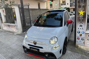Abarth F595 1.4 Turbo T-Jet 165 CV