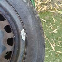 Gomme  auto