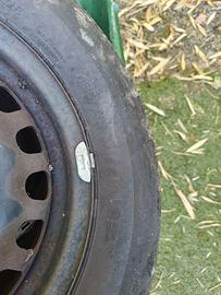 Gomme  auto