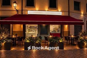 Attività / Licenza di 40 m² con 1 locale a Pisa