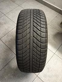 4 PNEUMATICI GOOD YEAR 4 SEASON 205/50 R17