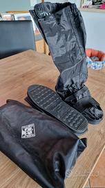 scarpe anti pioggia per moto