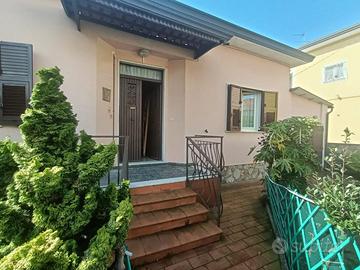 Casa indipendente vicino ai servizi
