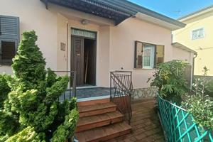 Casa indipendente vicino ai servizi