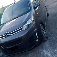 comodissimo Jumpy spacetured 