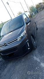 comodissimo Jumpy spacetured 