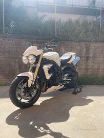 Triumph Street Triple LIMITED - 2010