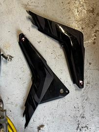 Fianchetti laterali xt 660 x