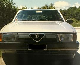 Alfa Romeo 75 scritta ASI d'epoca