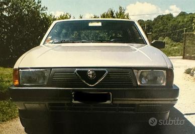 Alfa Romeo 75 scritta ASI d'epoca