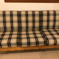 Divano e due poltrone