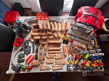 Trenino in legno e vari set